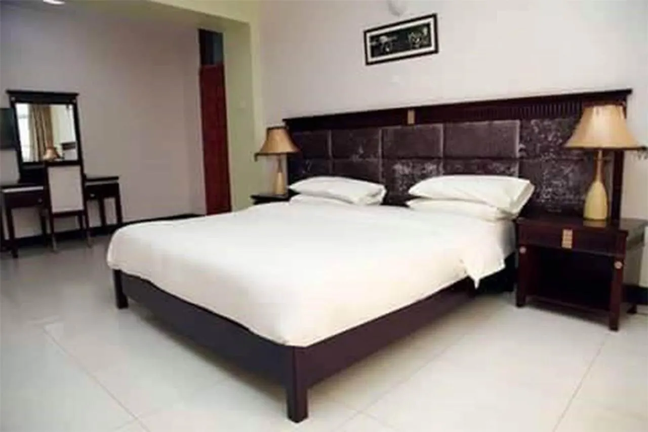Go Around Kampala All Day To Return To Your Wonderful Apartment