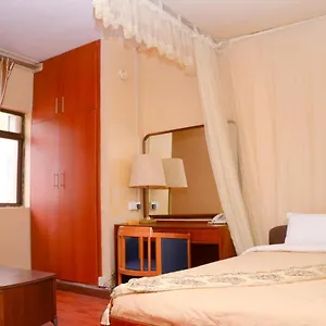 Otel Fang Fang, Kampala